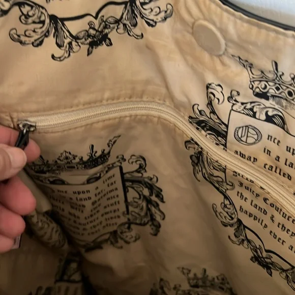 Juicy Brown Velvet Tote - Picture 9 of 13